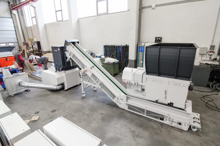 Zweistufige Zerkleinerung Shredder Schneidmühle