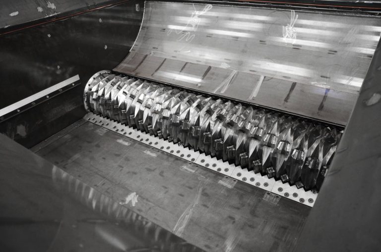 Shredder Rotor mit Schneidmessern