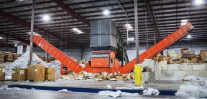 Shredder zwei Austragsförderbänder