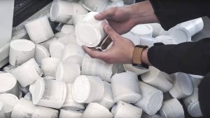 Kompaktierte Papierstaub-Briketts von WEIMA