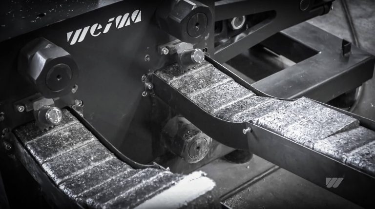 Briquetting press TH 1500 briquettes metal chips Briquettes