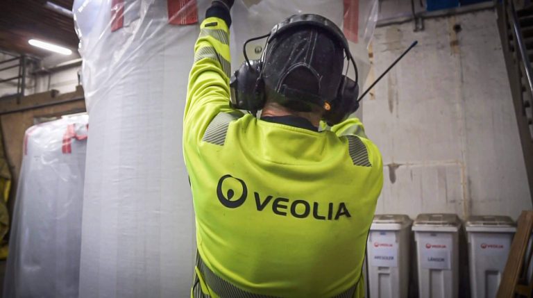 The washed plastic flakes are packed in Big Bags