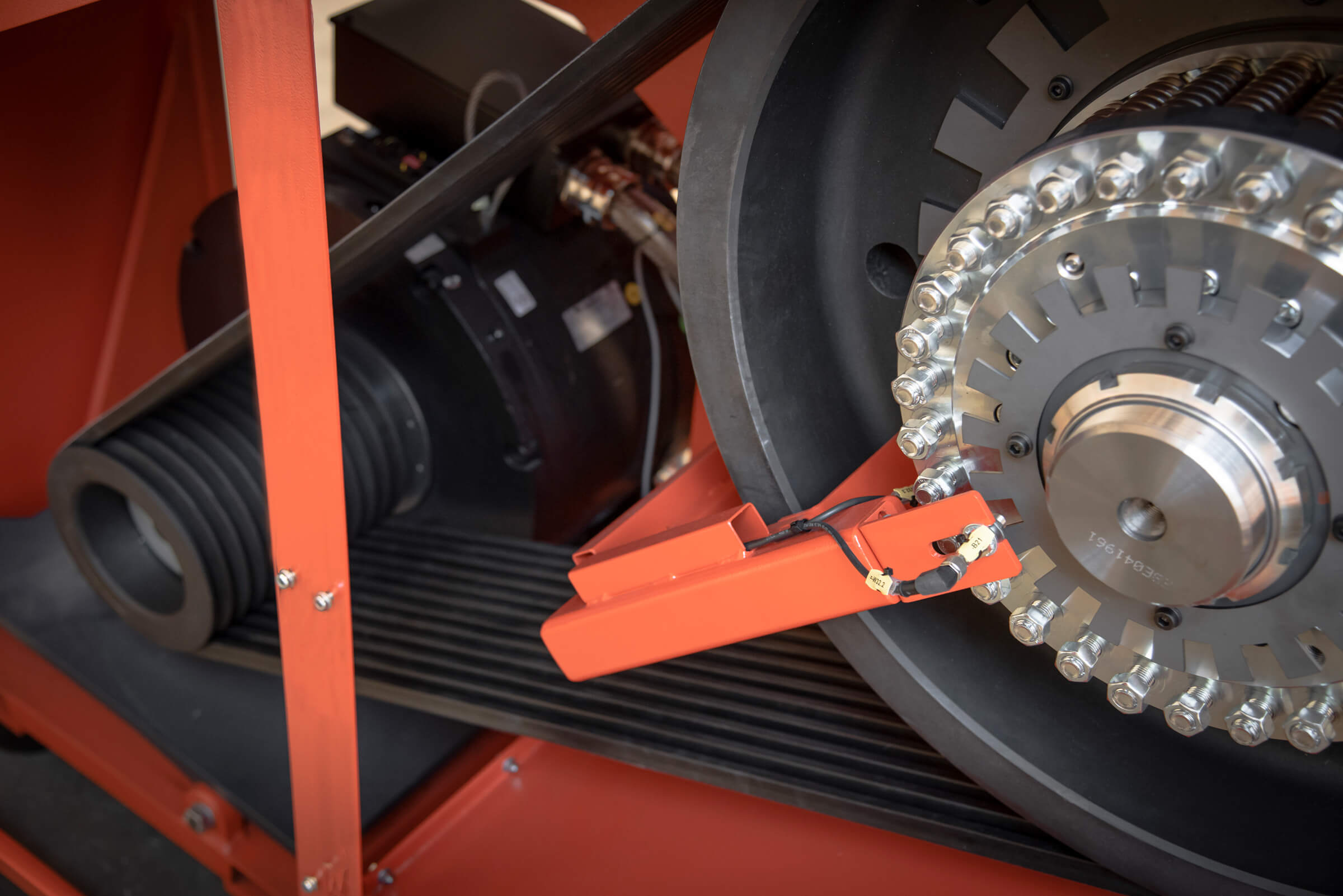 30 percent lower energy costs thanks to Baumüller high-torque drive