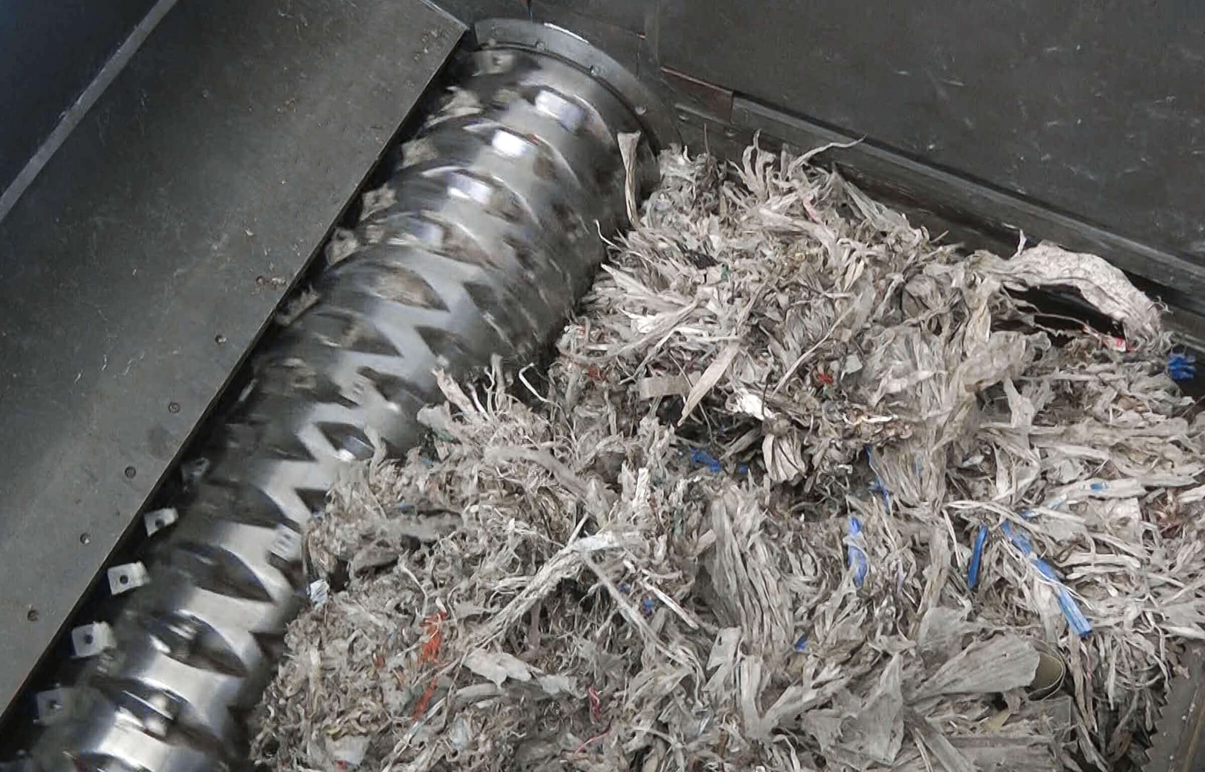 Shredder zerkleinert Pulper Zöpfe