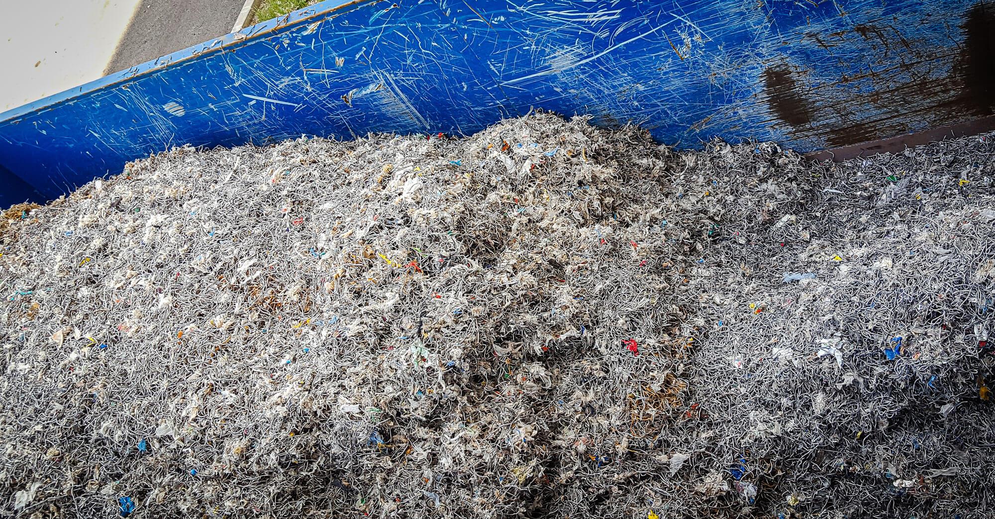 Separation of metal waste from pulper rope cuttings from paper production