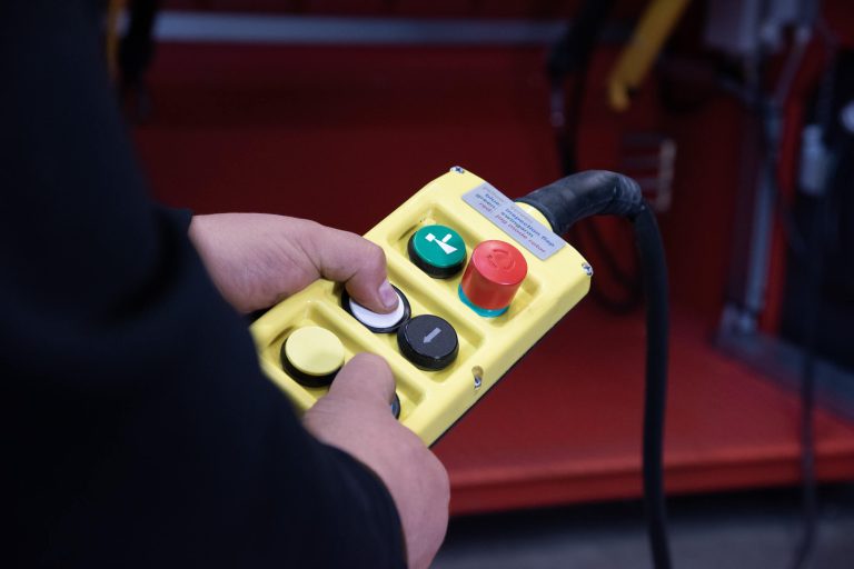 6-Kanal Fernbedienung für WEIMA Shredder