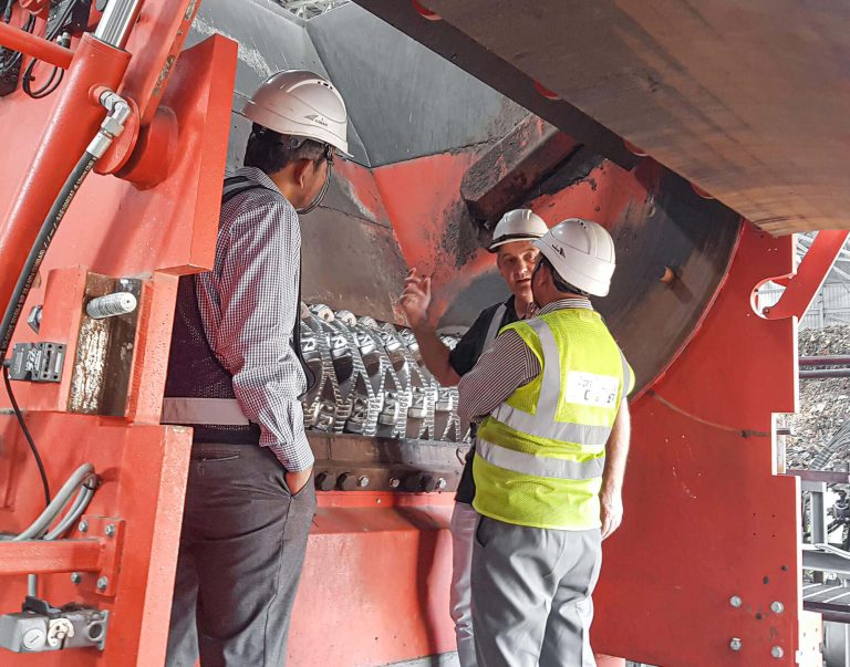 WEIMA Kiron employees in India for shredder maintenance