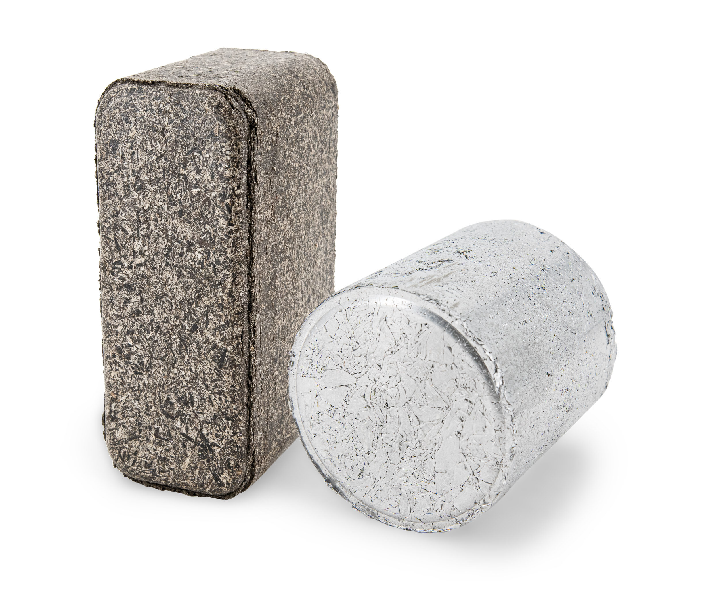 zwei Presslinge in runder und rechteckiger Form