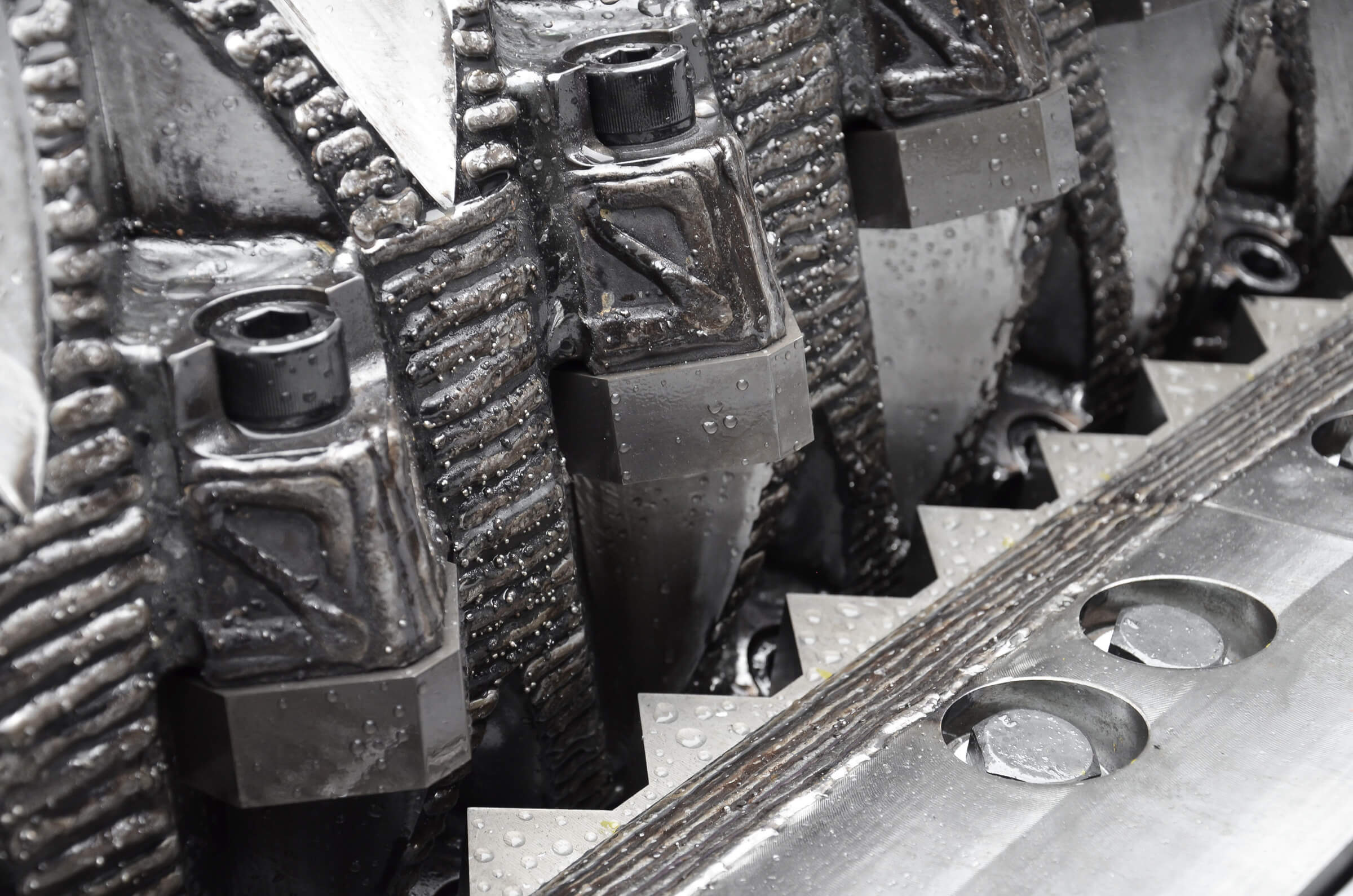 detail view on weima powerline shredder cutting knives