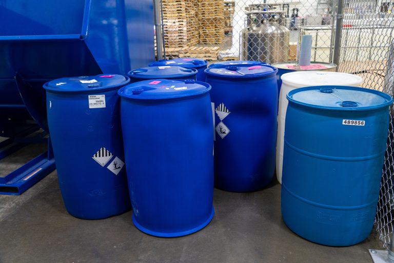 doTERRA | Plastic PP barrels recycling | WEIMA WLK 6 shredder