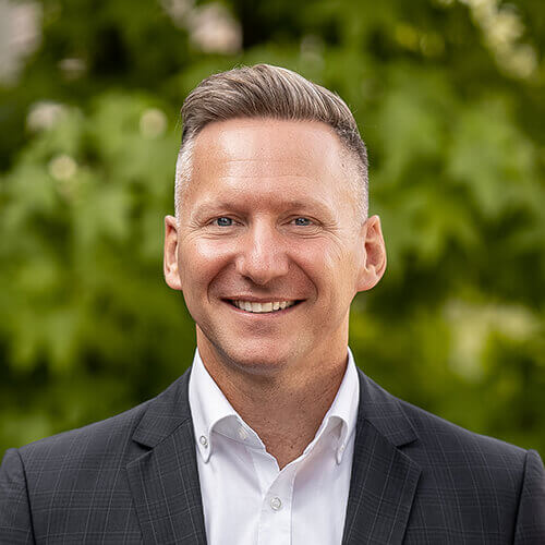 Image of the customer representative