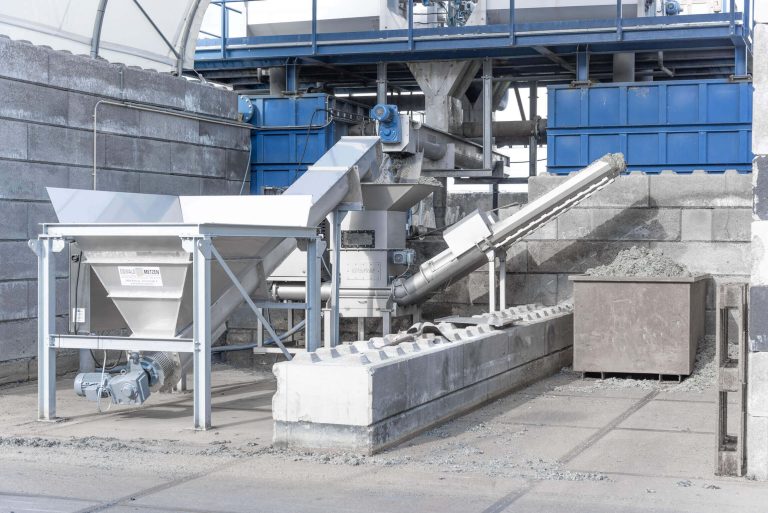 WEIMA drainage press with screw feeding system