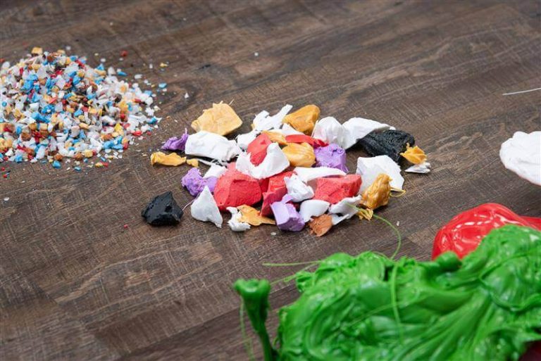 Anfahrbrocken vor und nach der Zerkleinerung