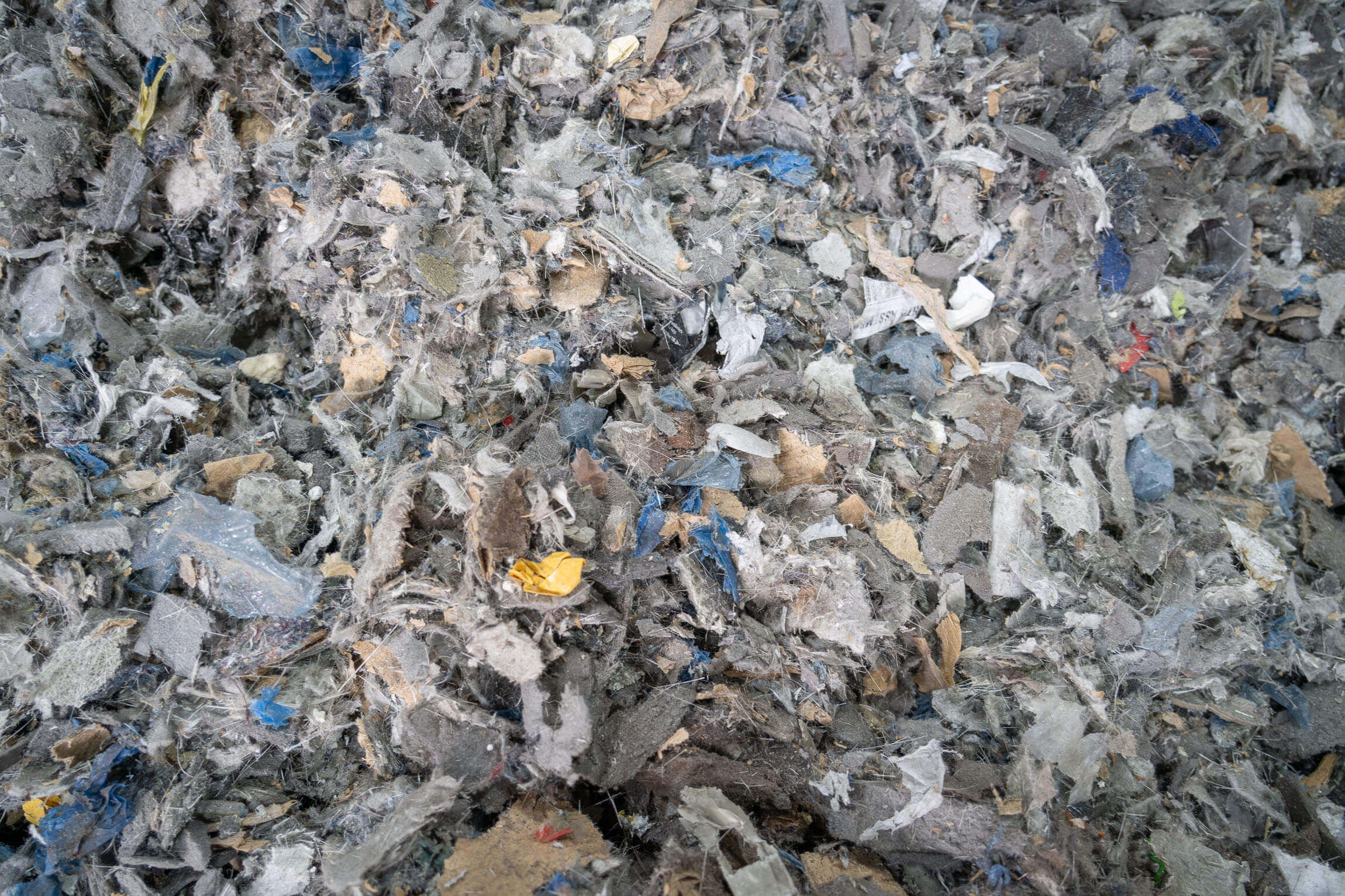 Production hall Dekasan WEIMA shredder