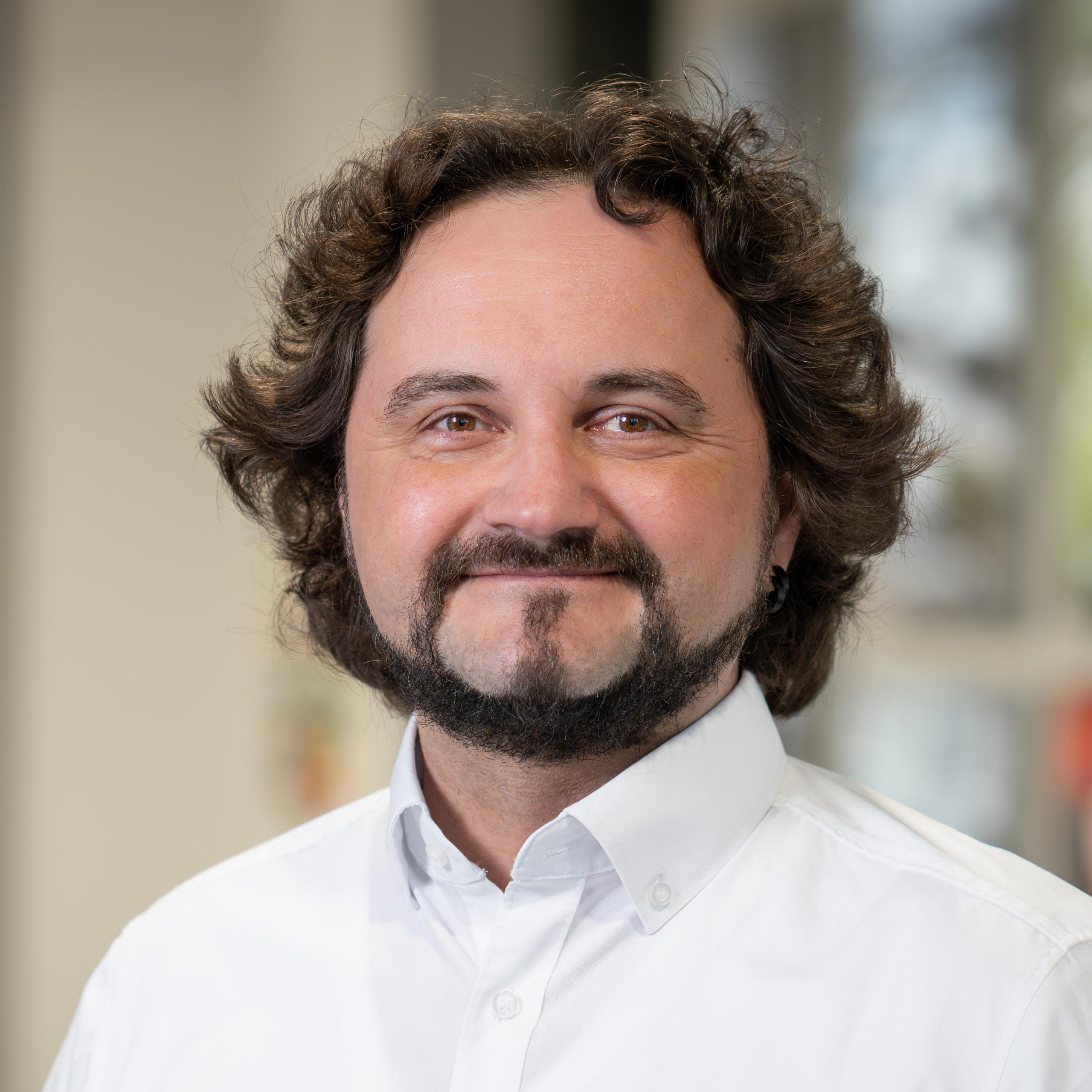 Image of the customer representative