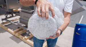 PET-Flaschen Entwässerung Pressling