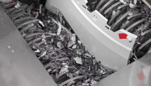 Stoßstangen Zerkleinerung