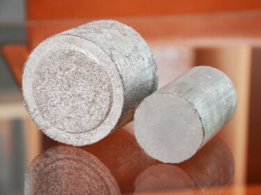 Aluminium Briketts 50 und 80 mm Durchmesser