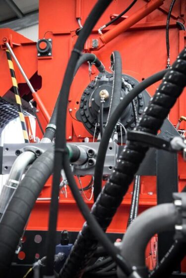 View of the Hägglunds hydraulic drive of the WEIMA shredder