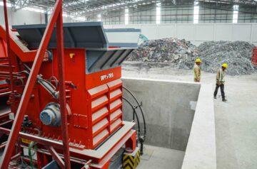 WEIMA Shredder shreds production waste for RDF production
