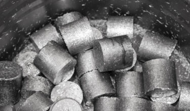 Runde Briketts aus Leichtmetallspänen