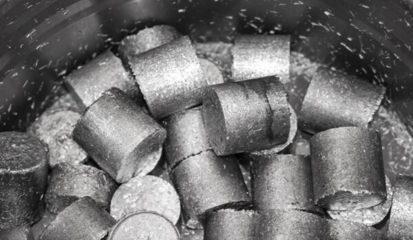 Round briquettes from light metal swarf
