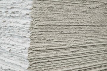 Zellstoff kann nach der Zerkleinerung in den Produktionskreislauf rückgeführt werden.