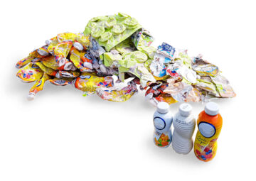 Vergleich verpresste Plastikflaschen und Plastikflaschen