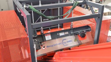 Magnet for metal separation