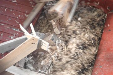 View of the wood pallet shredder