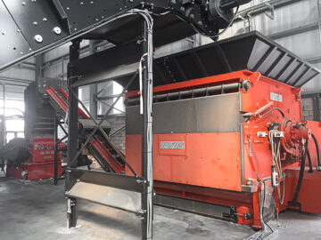 Two-stage shredding with a WEIMA shredder and granulator