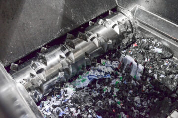 PP lumps are shredded in the WEIMA shredder
