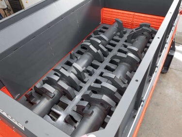 M8 twin-shaft shredder cutting unit