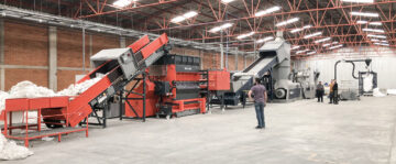 Plastic film recycling with WEIMA Shredder and EREMA extruder