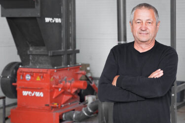 WSM secondary shredder for recycling of plastic waste at SuperBon in Romania