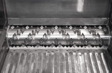 F rotor for fibers, veneer, ropes, strings and big bags