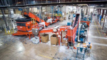 Large production space with WEIMA shredders and conveyors