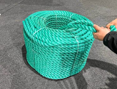 türkise taue aus recycelten Plastik fasern