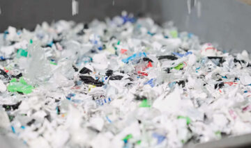 bunte Zerkleinerte Post-Consumer Kunststoffabfälle