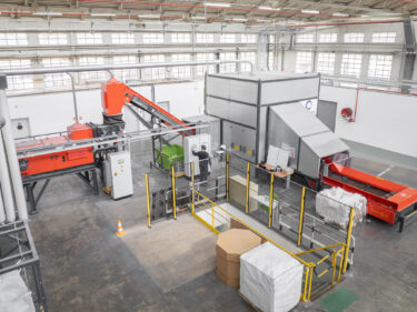 Textilien Zerkleinerung bei Carbios mit WEIMA Equipment