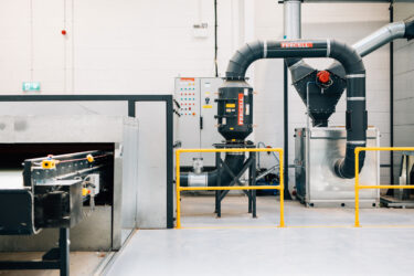 A comprehensive waste disposal solution that integrates all process stages, from shredding to extraction.
